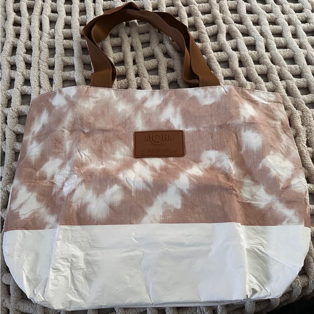 Aloha Collection Chelsea Kauai Limited Edition Day Tipper Tote